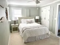 100 Steps to the Beach w/ Parking, Patios, Decks Hotels in Newbury