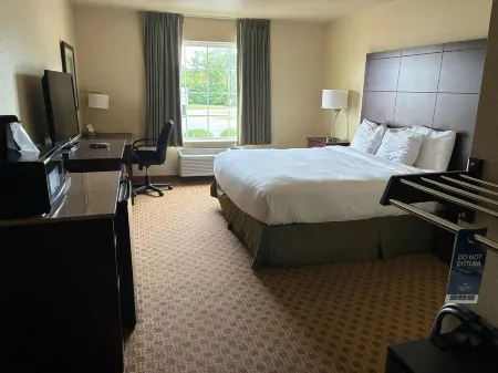 Cobblestone Hotel & Suites - Salem