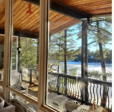Waterfront cottage @ Muskoka Pines kayaks/ fireplace /bbq/firepit