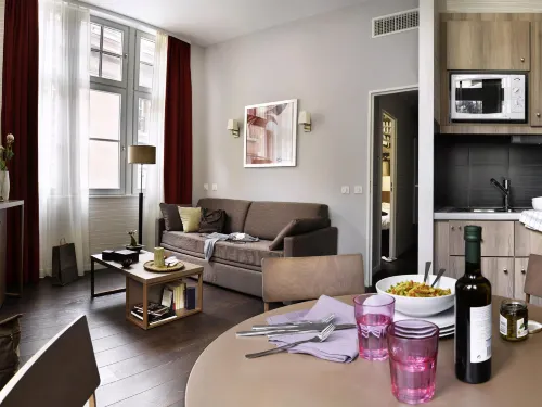Aparthotel Adagio Strasbourg Place Kléber - Apartemen