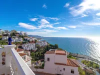 Apartment in Nerja near Playazo Beach