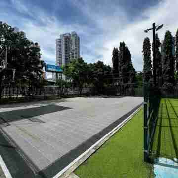 Pristine Spacious 3 Beds, 2 Baths. It’s in One the Most Sought Out Areas Fitness & Recreational Facilities