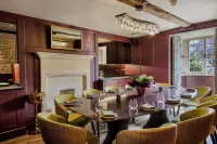 House of George W Davies Hotels in Broadway