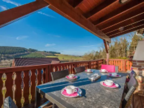 Villa with Bubble Bath, Solarium and Fireplace Hotels in Dahlem