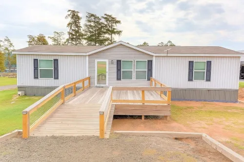 Your Toledo Bend Lakefront Home – Neighborhood Boat Launch Just Next Door