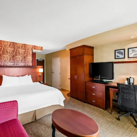 Sonesta Essential Junction City