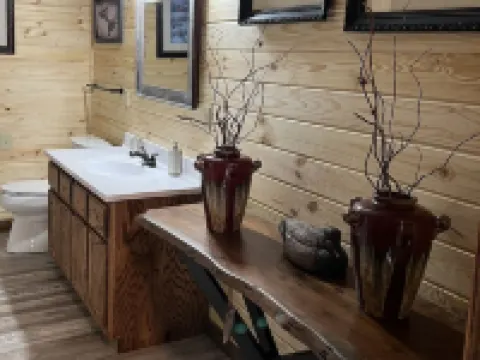 Beautiful cabin near Sardis Lake 3 miles to Sardis Lake 帕諾拉縣酒店