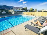 Stovepipe Wells Village Hotel - Inside the Park
