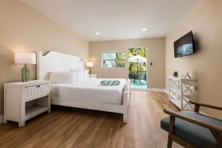 Gulf View Waterfront Resort Отели в г. Layton