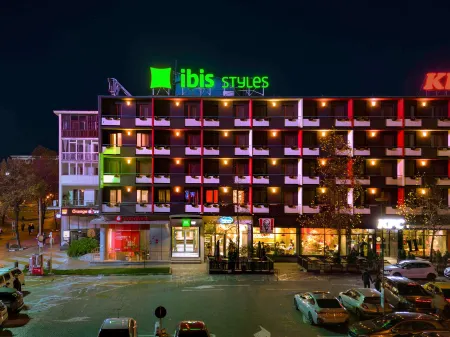 ibis Styles Pitesti City Center (Opening June 2023 Отели в г. Питешти