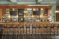 Graduate by Hilton Berkeley - bar