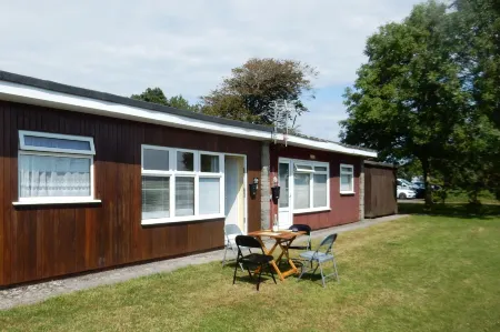 Sheena's Dartmouth Chalets