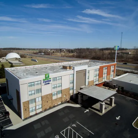 Holiday Inn Express & Suites WAPAKONETA by IHG