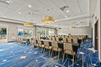 Holiday Inn Express & Suites ORLANDO - LAKE BUENA VISTA by IHG - 3-Star