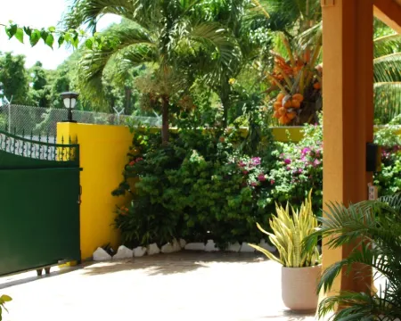 Secret Place コリンスのホテル