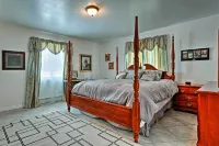 Expansive Getaway ~ 2 Miles to Mendenhall Glacier! - balcon