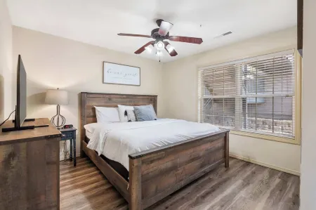 Retreat at PAR Lane - Family Friendly Condo