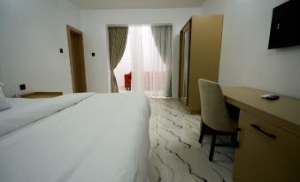 MOTIQOQ HOTELS AND SUITES