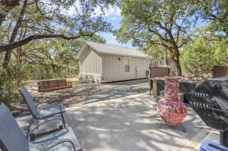 Enchanting Cabin with Private Patio and Charcoal Grill - Cozy Retreat