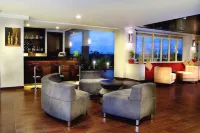 Aston Bogor Hotel and Resort - bar