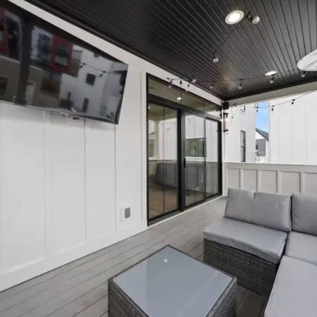 Jungle House Premier Residences – Downtown Columbus & Short North