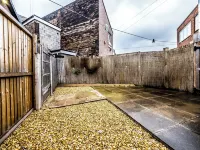 Ensuite5 Woodhouse private bath 2kitchen Hôtels à proximité de : The Excel Academy