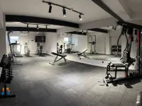 Aparthotel Aurum Отели рядом с достопримечательностью «Авоту»