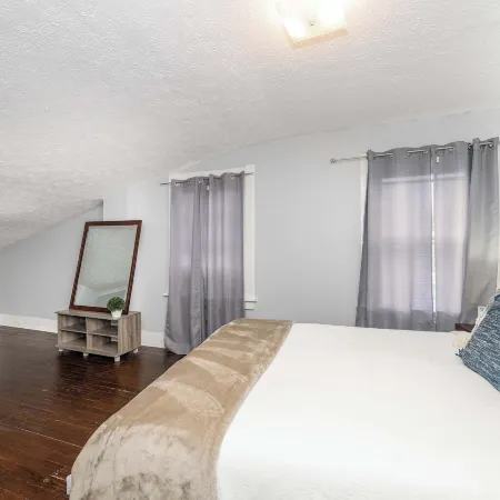 Queen City Suites For 7