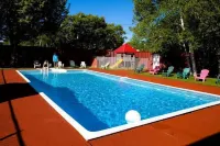 Clansman Motel Hotels in Upper North Sydney