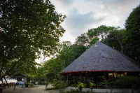 The Tropical Beach Resort