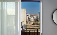 Bright Stylish 2Br l Acropolis View Balcony l King Bed Neos Kosmos/네오스 코스모스 호텔
