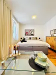 Comfortable Room Near Kaufpark Alterlaa - 2-Star