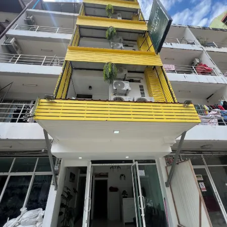 LimeTree Loft Guesthouse