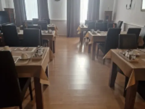 Hotel Kronprinz Hoteles en Emden