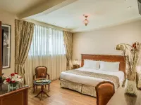 Melia Recoleta Plaza