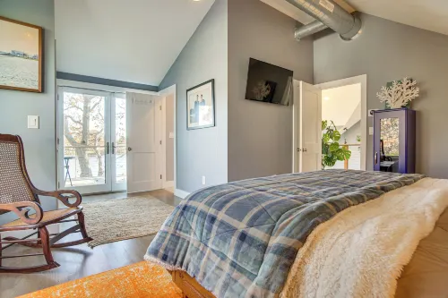 Waterfront Hyannis Home 1 Mi to Ferry and Beach! - Bãi biển