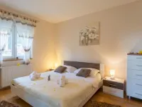 Holiday House Balen With Swimming Pool Hotels in Lisičić