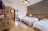 Pousada in Bali - Maresias Hotels in Maresias