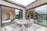 Halternative Muscari Hotels in Strassen