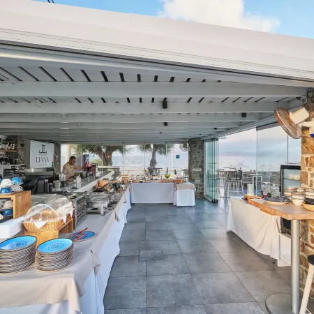 Liana Beach Hotel & Spa