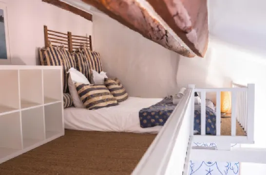 Cozy Studio– Mezzanine/2P– Central/ Port St-Tropez Hotels in 