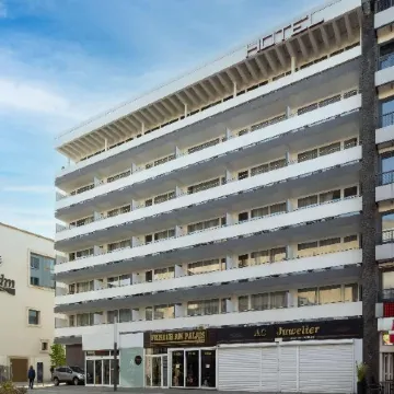 City Arcaden Hotel
