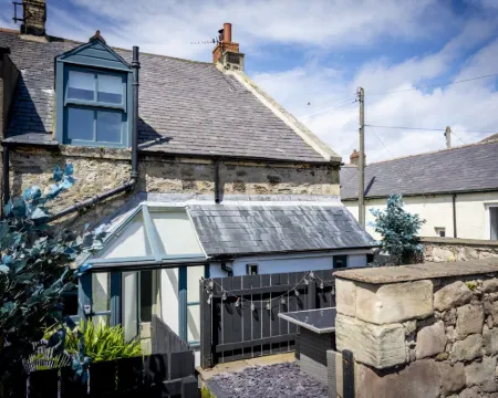 Northern Hideaways St Cuthberts Hotels in Seahouses