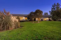 Parehua Resort Hotel di 