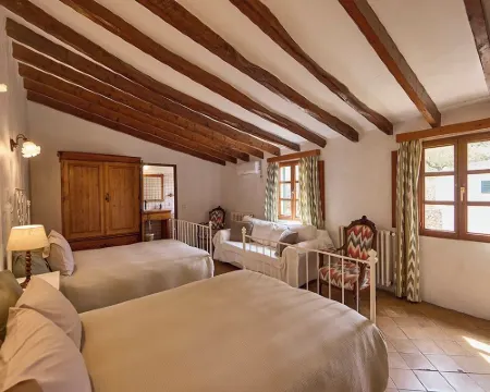 Can Busquets Hotels in Banyalbufar