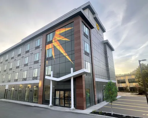 La Quinta Inn & Suites By Wyndham Kelowna Bc Hotels in Kelowna