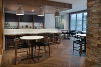 Fairfield Inn & Suites Athens-University Area - bar