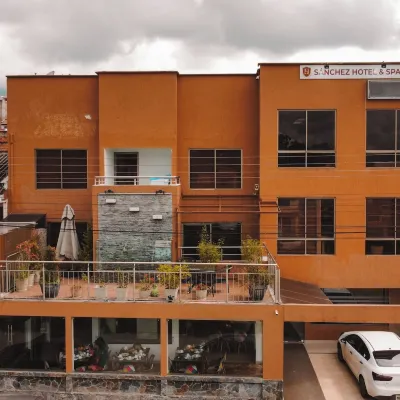 Sánchez hotel & Spa By Chat Noir Hotel dekat Barranco