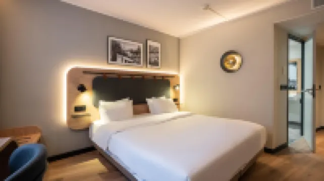 Campanile PRIME - Suresnes - La Défense