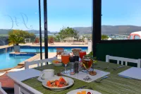 Issaquena Heights Boutique Hotel - parking